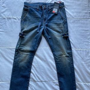 True Religion Slim Jeans 30